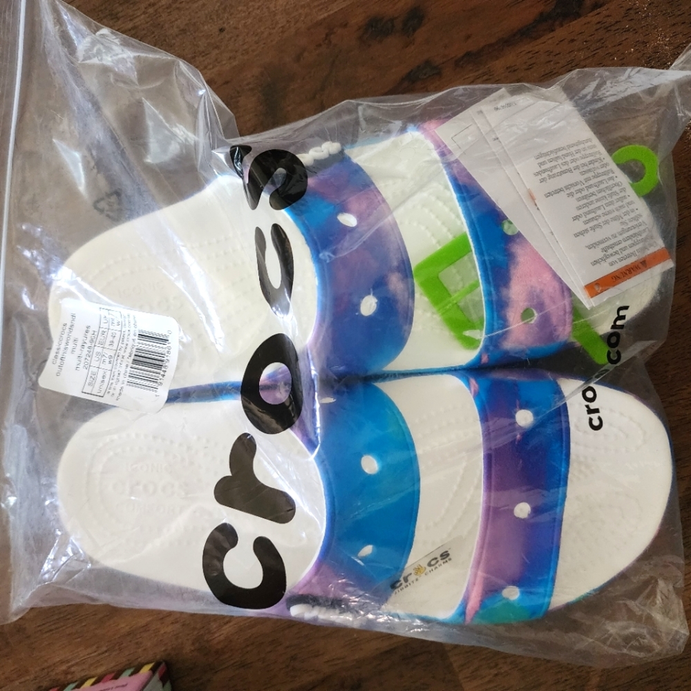 Crocs
